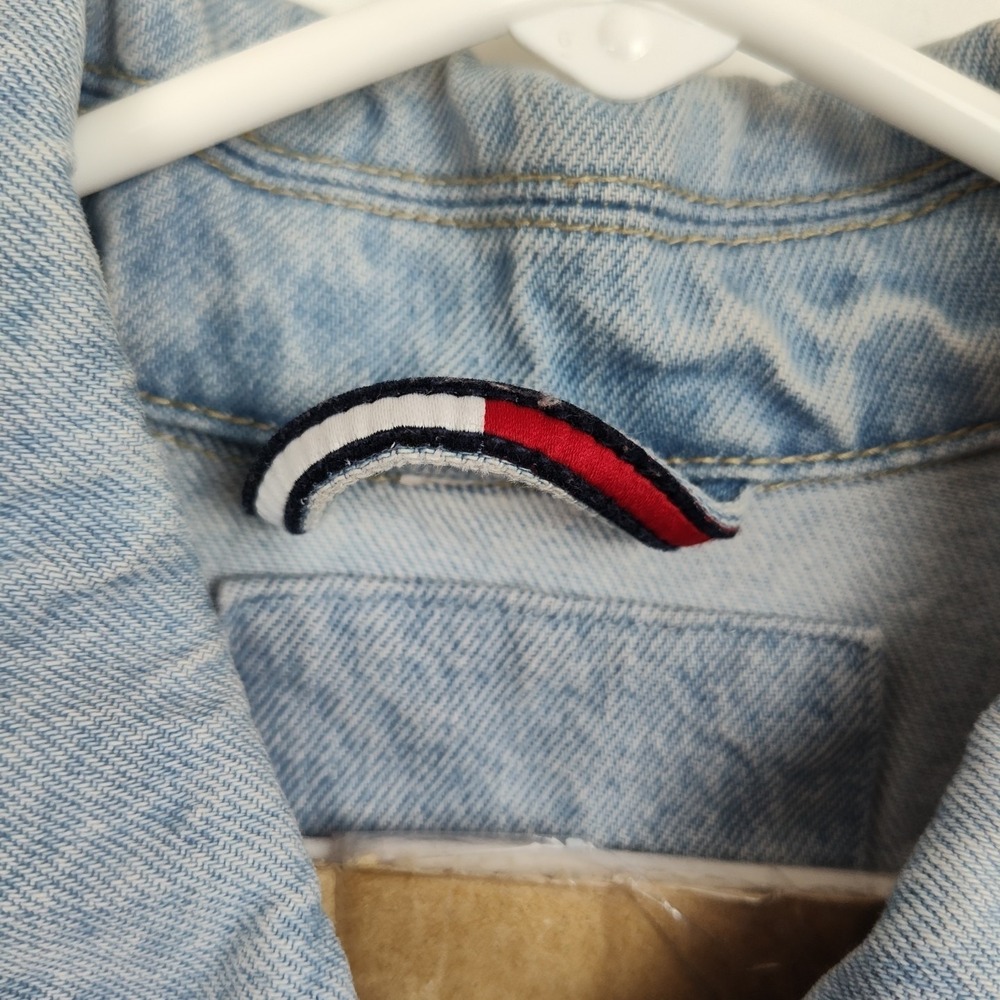 Vintage Tommy Hilfiger Jacket Men's Size L Lt. Blue Denim Big Flag Button-Up - Picture 8 of 13